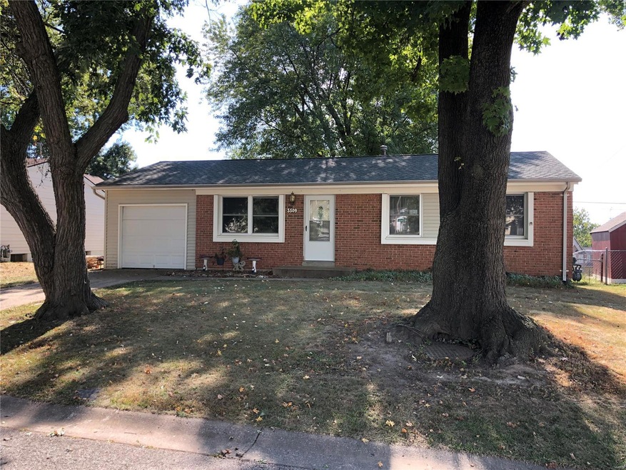 3509 Fleet Ln, Saint Charles, MO 63301 - photo 1