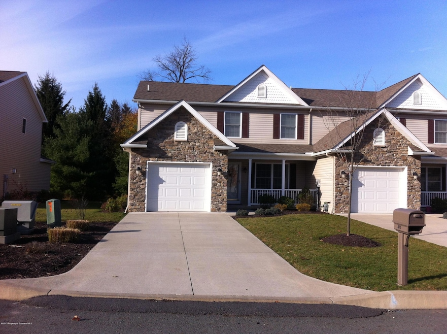 109 Wisteria Ln, Archbald, PA 18403 - photo 1