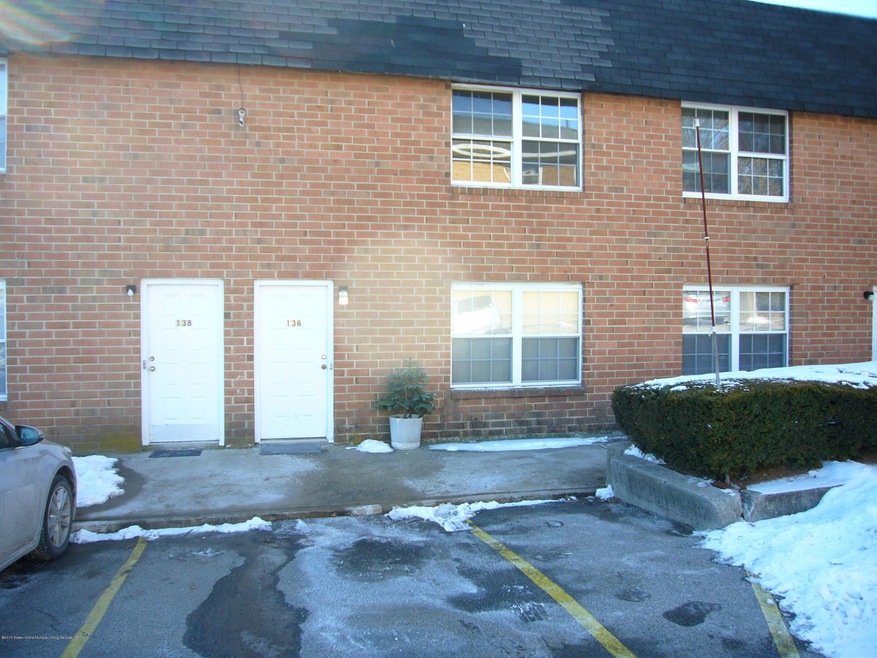 132 Fayette Ave unit B2, Staten Island, NY 10305 - photo 1