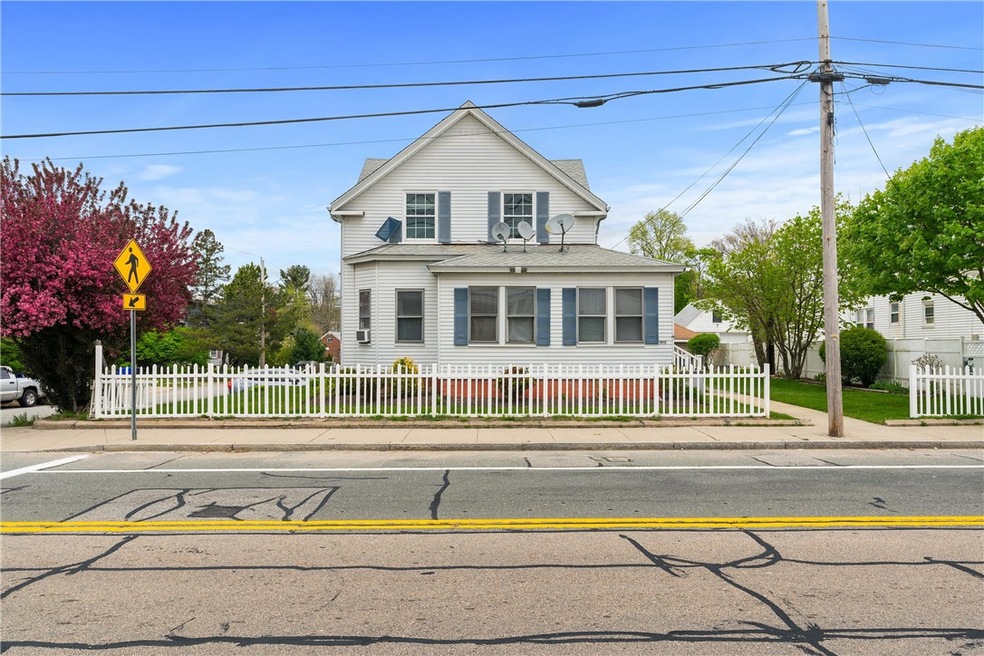 1915 Smith St, North Providence, RI 02911 - photo 1