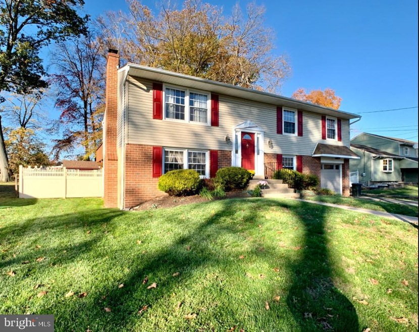 28 Bernard Dr, Morrisville, PA 19067 - photo 1