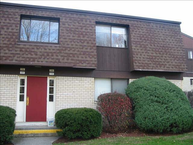 710 Cherry Hill Dr unit 710, Poughkeepsie, NY 12603 - photo 1
