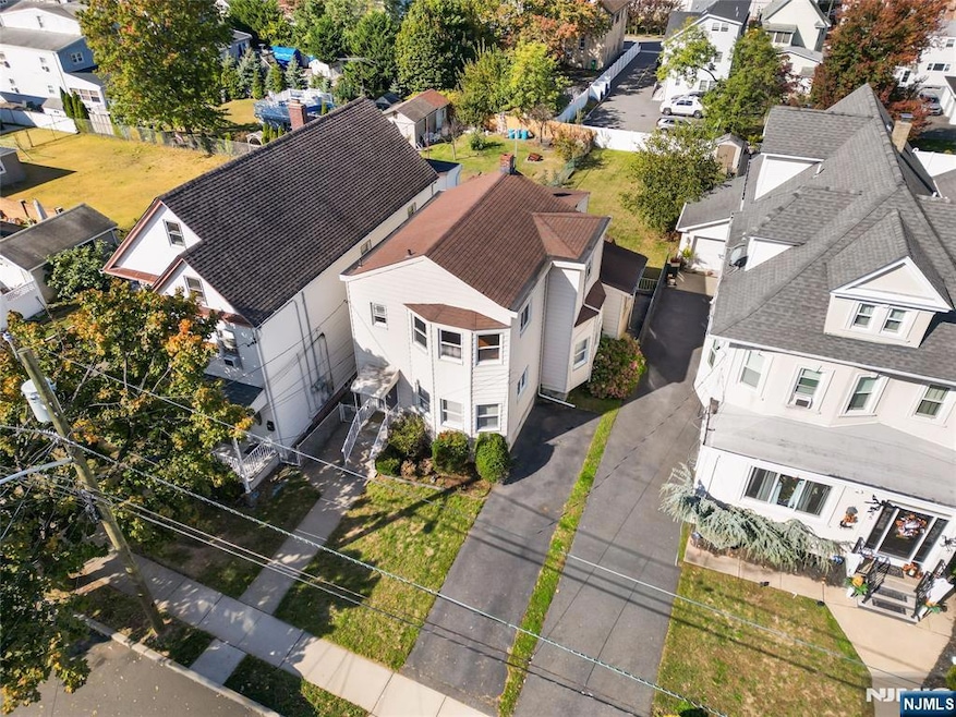 49 Livingston Ave unit 2, Lyndhurst, NJ 07071 - photo 1