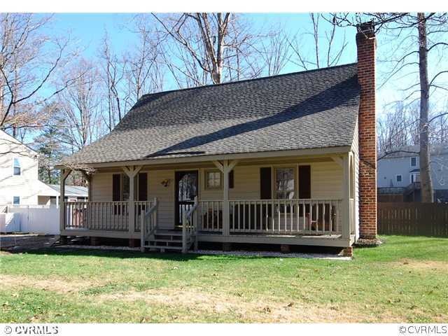 4619 Black Oak Rd, North Chesterfield, VA 23237 - photo 1