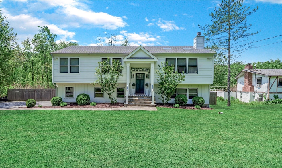 Sold $725,000 • Co-Listing Agent