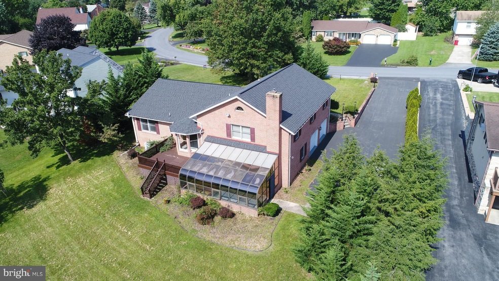 60 Monroe Dr, Chambersburg, PA 17201 - photo 1