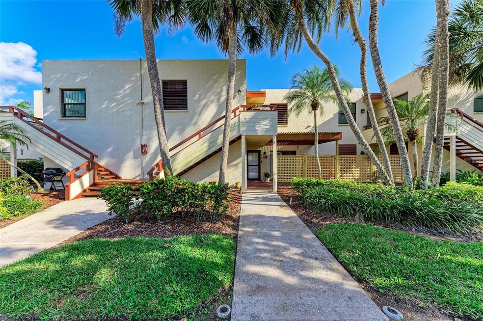 308 Spring Lakes Blvd unit None, Bradenton, FL 34210 - photo 1