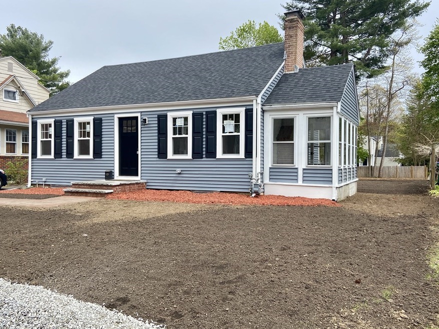 82 Lakeshore Dr, Westwood, MA 02090 - photo 1