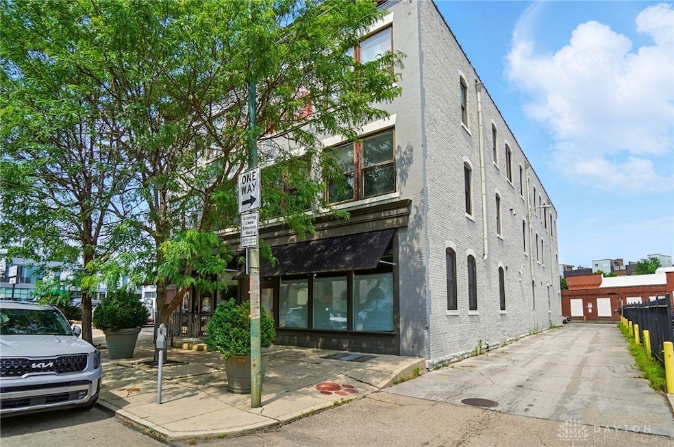 18 S Saint Clair St unit 203, Dayton, OH 45402 - photo 1