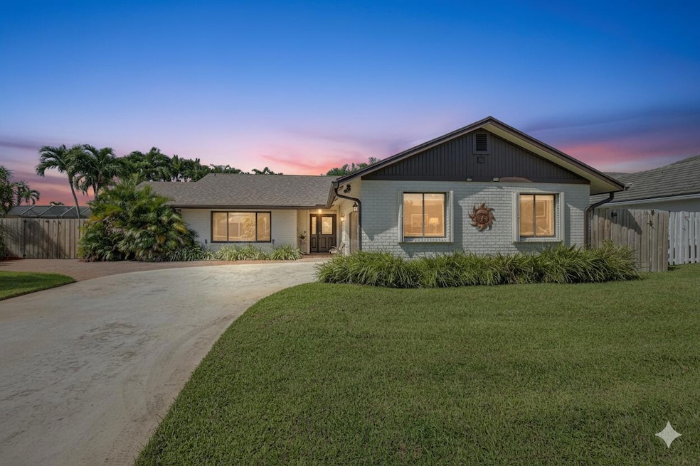 For Sale $810,000 • Co-Listing Agent