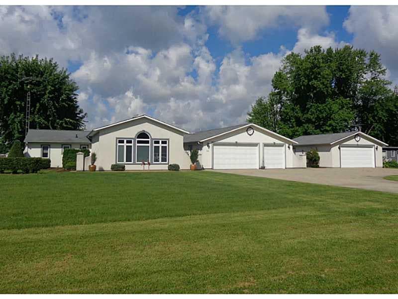 878 SE Dru Cove, Greensburg, IN 47240 - photo 1