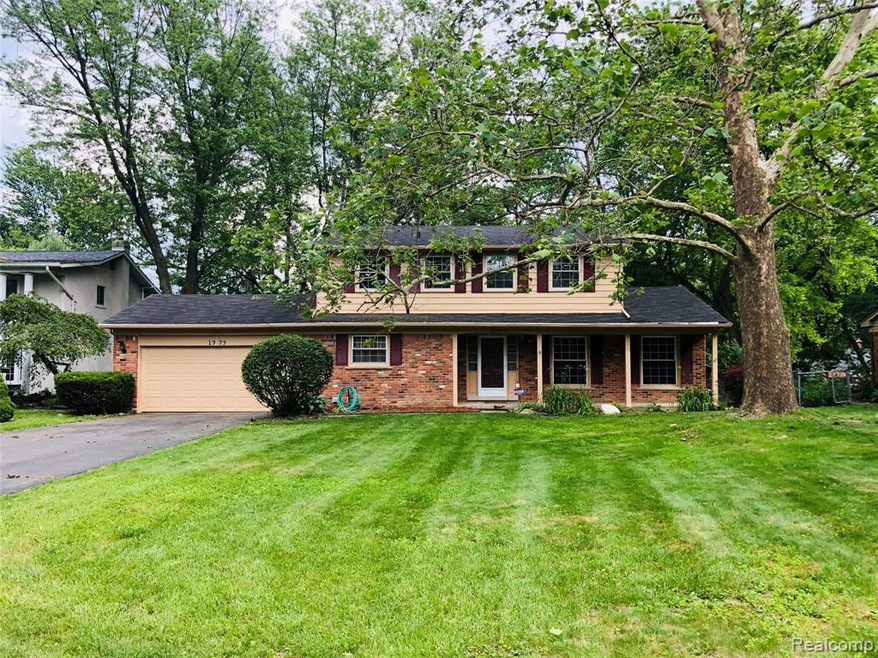 1979 Devonshire Rd, Bloomfield Hills, MI 48302 - photo 1