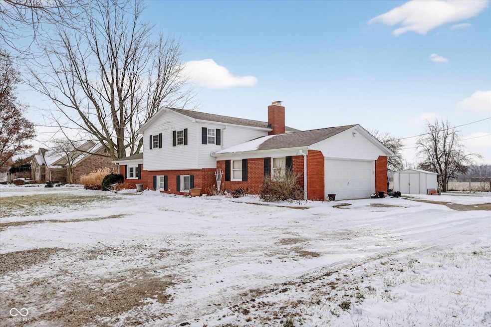 6433 W State Road 47, Thorntown, IN 46071 - photo 1