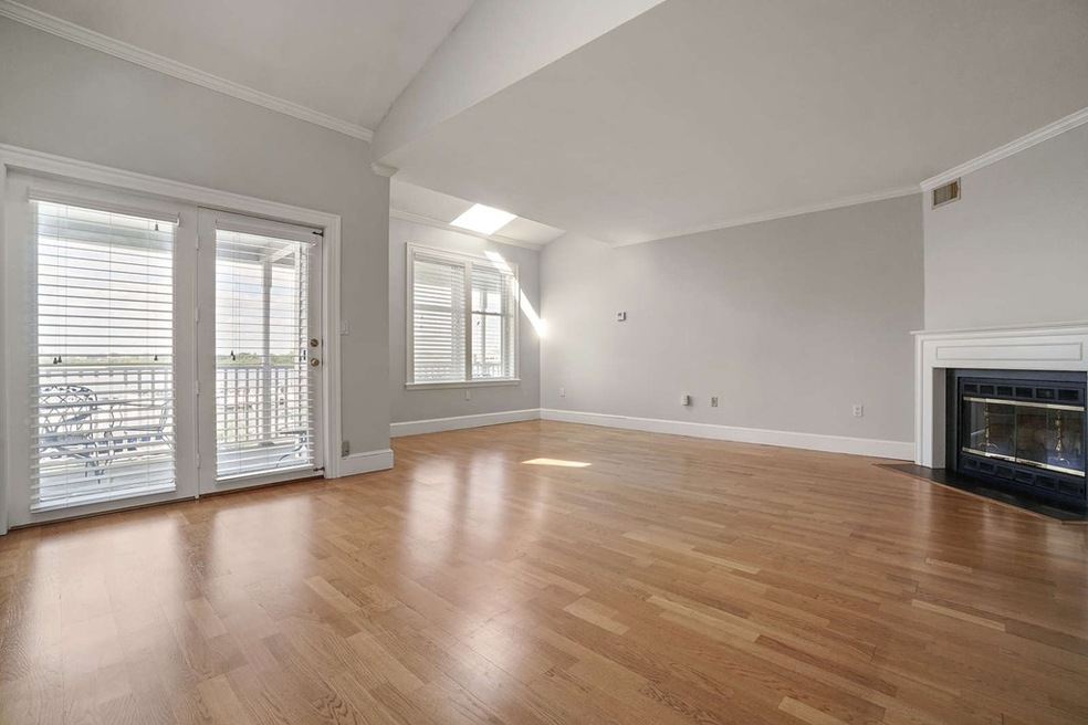 171 Walnut St unit 7, Dorchester, MA 02122 - photo 1