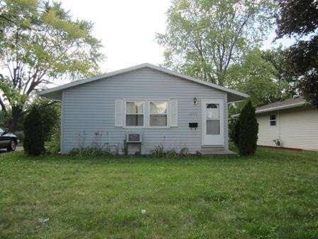 1024 Tacoma St, Carpentersville, IL 60110 - photo 1