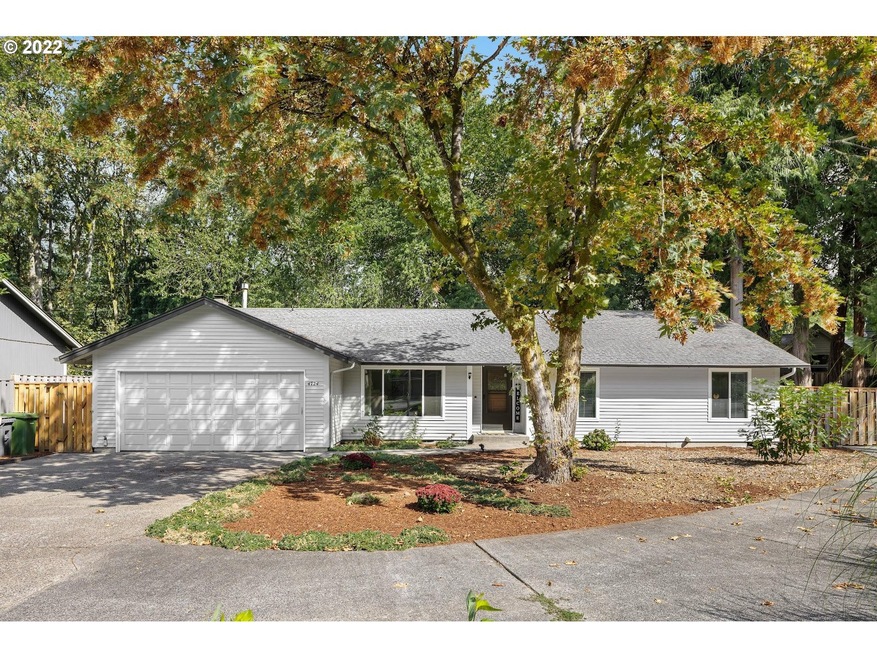 4724 Lamont Ct, Lake Oswego, OR 97035 - photo 1