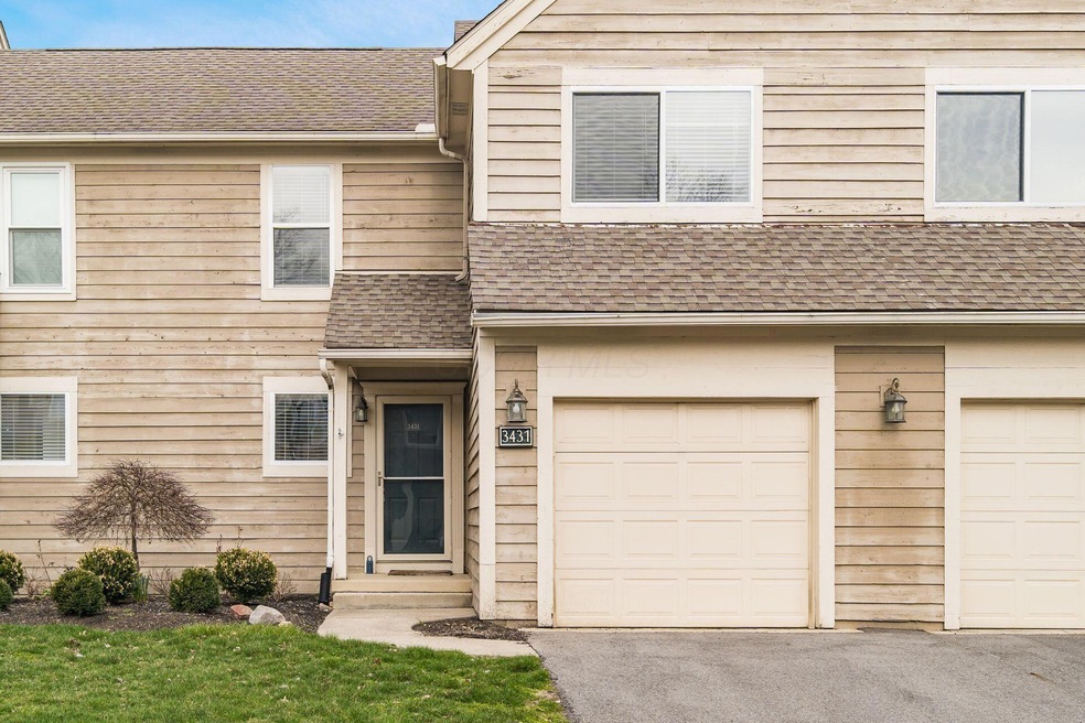 3431 Eastwoodlands Trail unit 3431, Hilliard, OH 43026 - photo 1