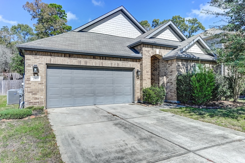 For Sale $324,900 • Co-Listing Agent