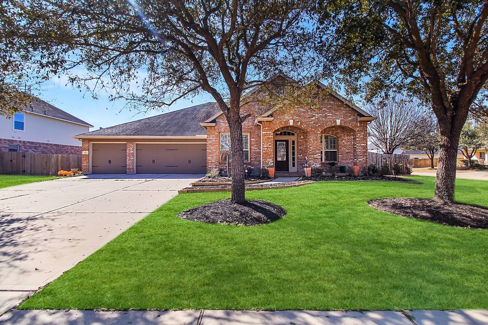 Welcome Home! 28611 Hayden Park Drive!