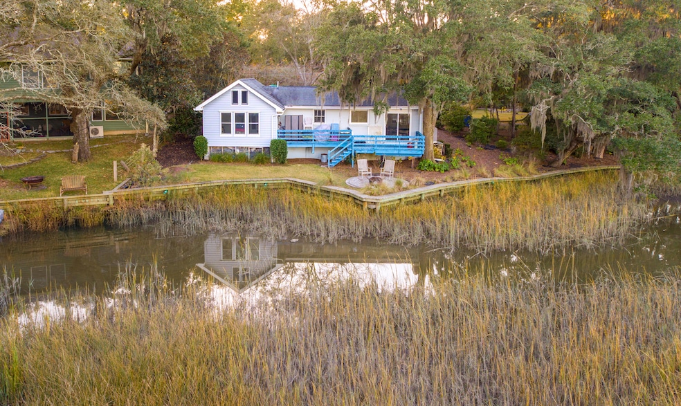 1996 Minott St, Charleston, SC 29412 - photo 1