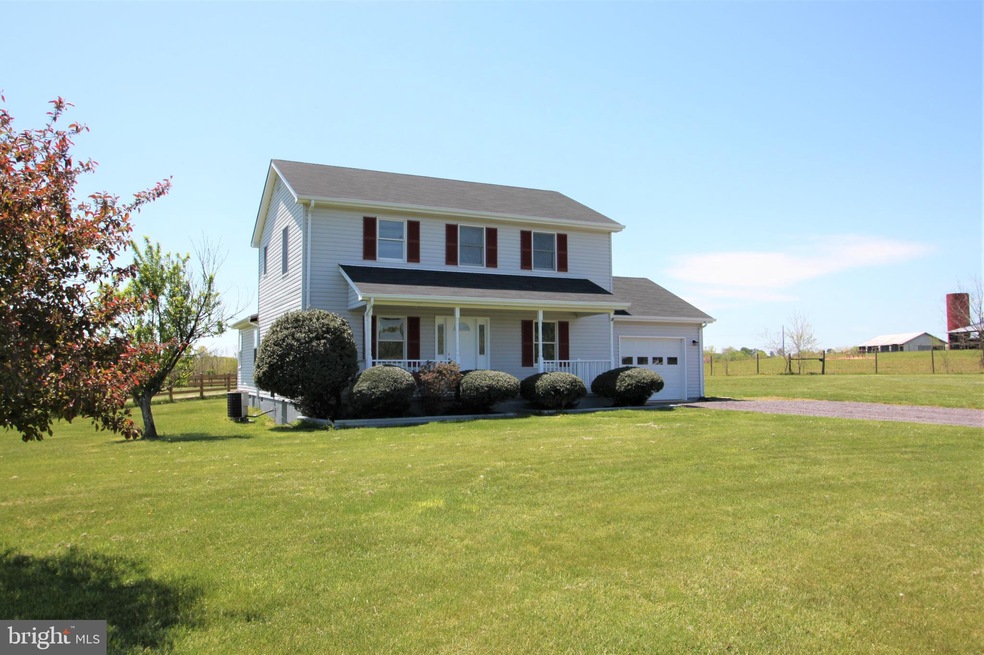 11208 Wolfe Ct, Bealeton, VA 22712 - photo 1