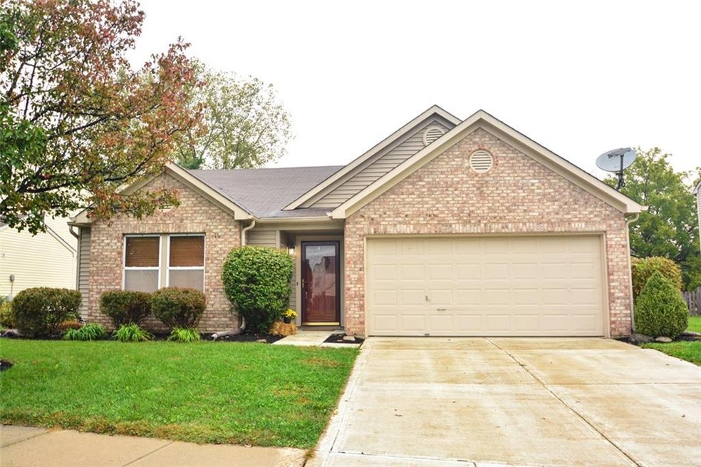 12230 Doncaster Ct, Fishers, IN 46037 - photo 1