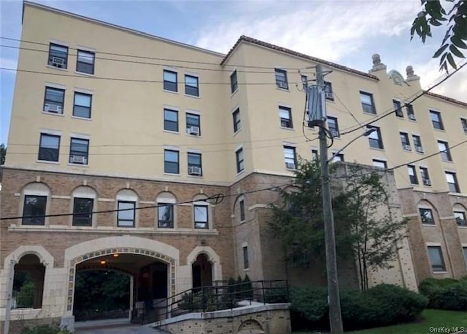 1 Elm St unit 3A, Tuckahoe, NY 10707 - photo 1