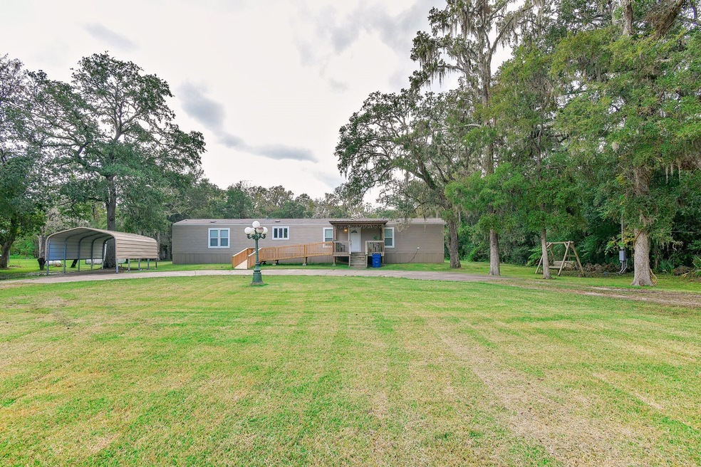 9841 County Road 400, Brazoria, TX 77422 - photo 1