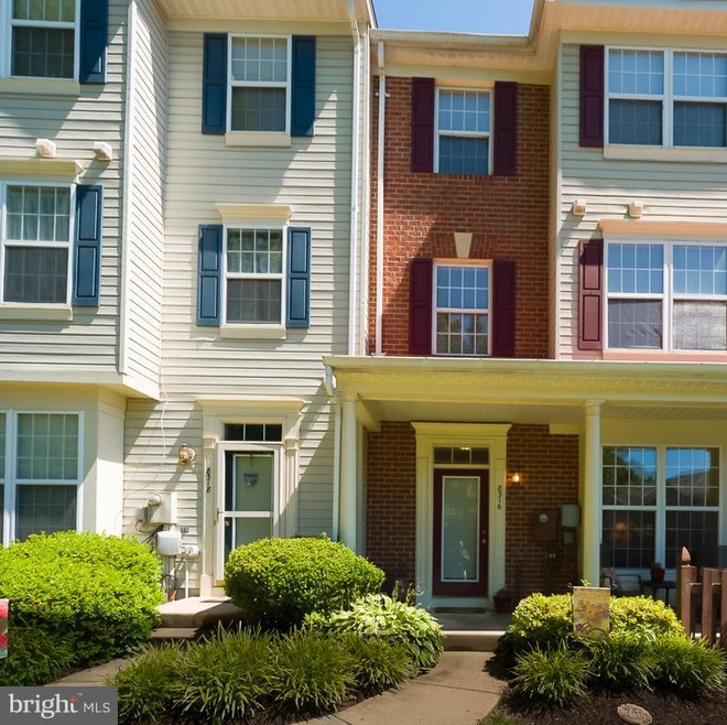 8316 Sanderling Way unit 38, Lorton, VA 22079 - photo 1