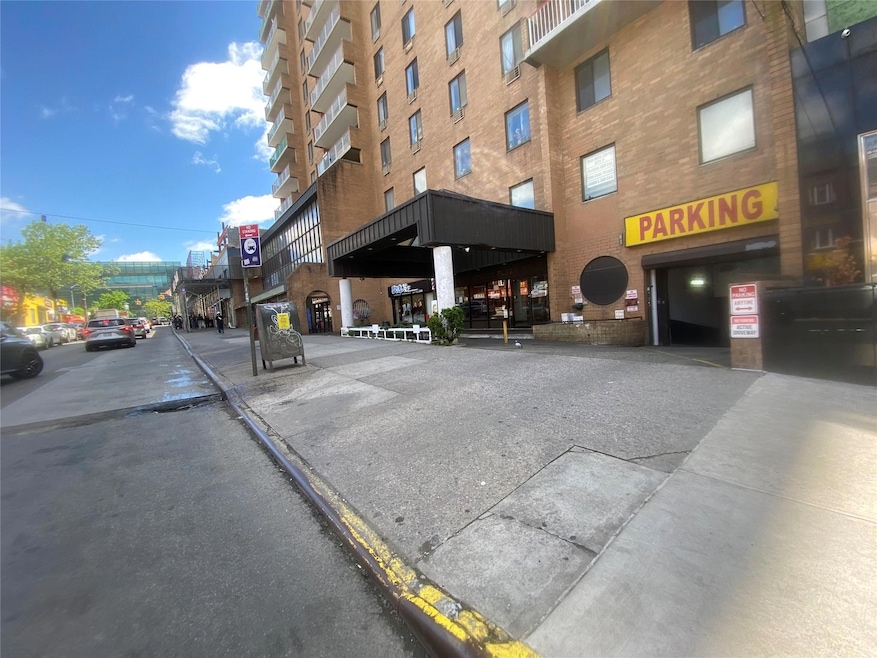 13336 41st Rd unit 10E, Flushing, NY 11355 - photo 1