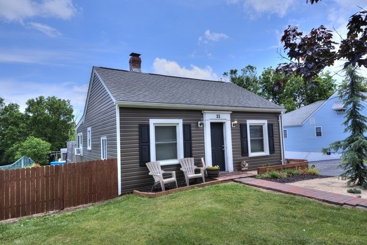 21 Lee Hwy, Verona, VA 24482 - photo 1