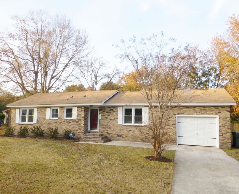 4 Falkirk Dr.