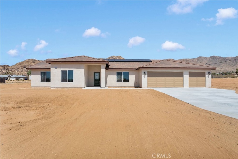 24925 Running Breeze, Apple Valley, CA 92307 - photo 1