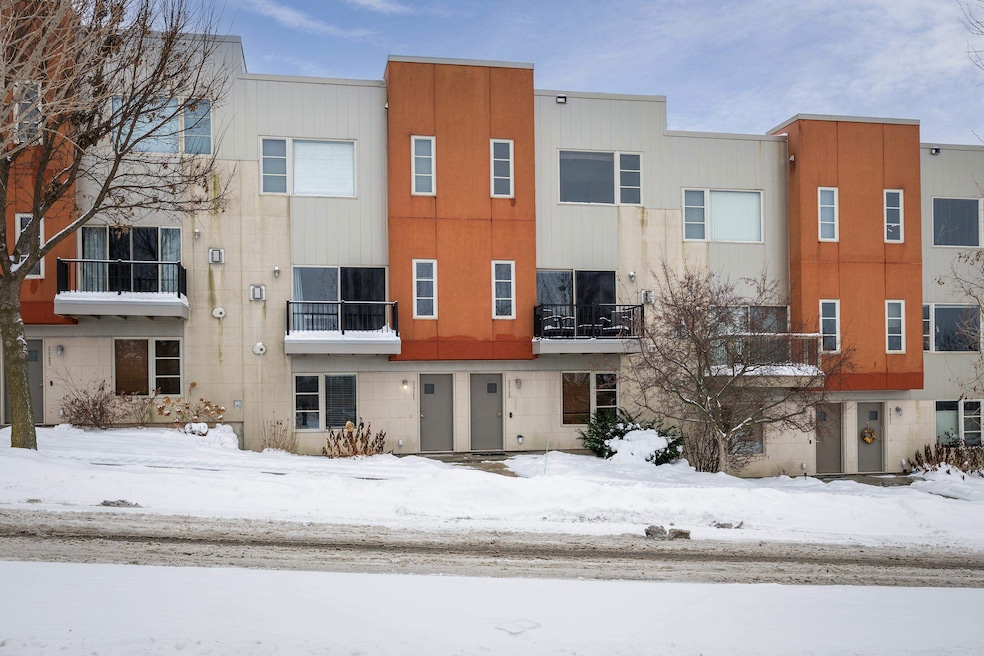 5825 Gemini Dr, Madison, WI 53718 - photo 1