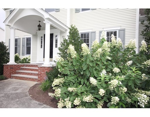 10 Flagship Dr unit 1, South Dartmouth, MA 02748 - photo 1