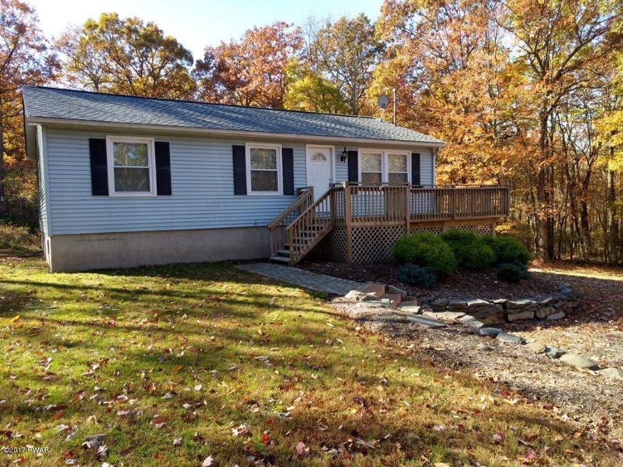 109 Primrose Ln, Milford, PA 18337 - photo 1