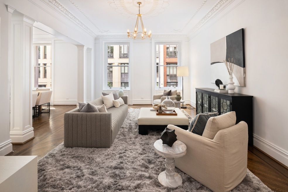 Pending $2,950,000 • Co-Listing Agent