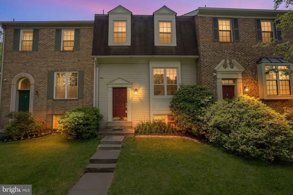 3310 Stone Heather Ct, Herndon, VA 20171 - photo 1