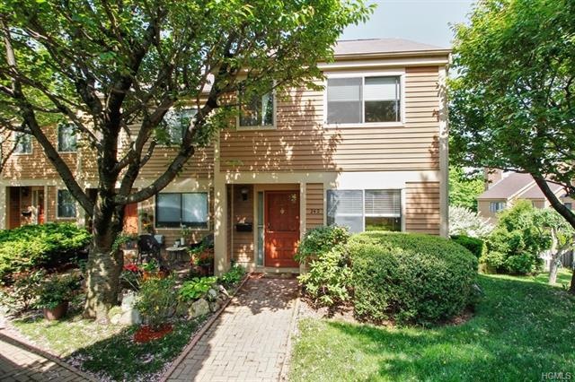 242 Tree Top Crescent, Rye Brook, NY 10573 - photo 1
