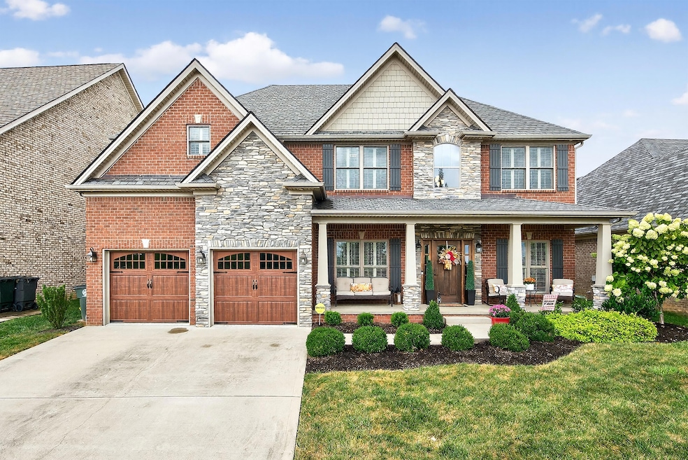 Sold $700,000 • Co-Listing Agent