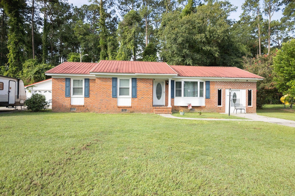 165 Dandridge Rd, Walterboro, SC 29488 - photo 1