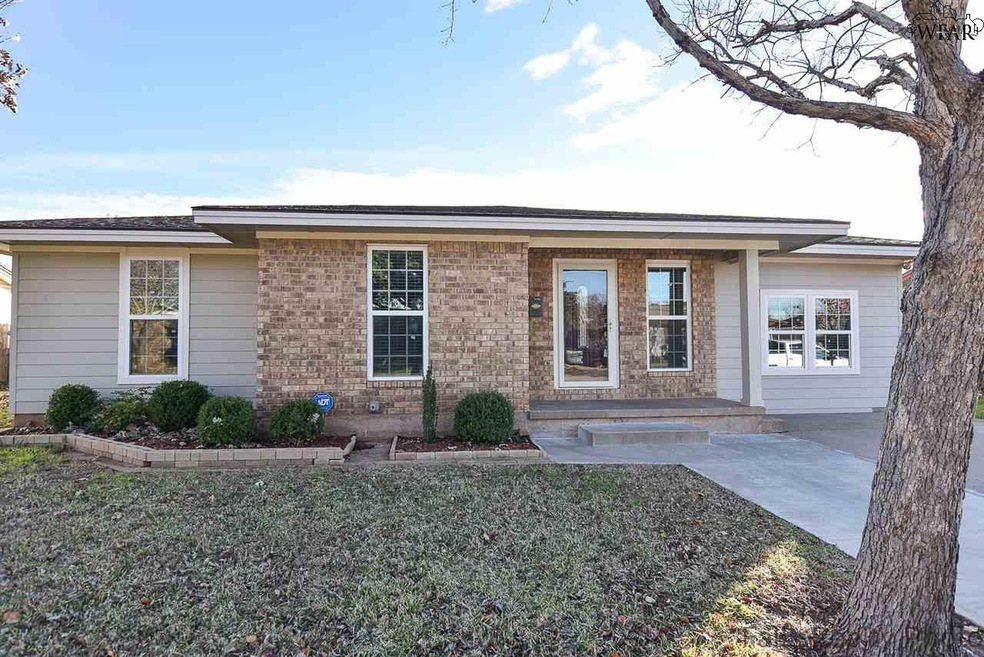 1307 Hunt St, Wichita Falls, TX 76302 - photo 1