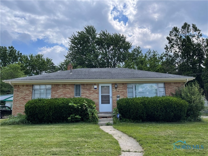 912 Broer Ave, Toledo, OH 43607 - photo 1