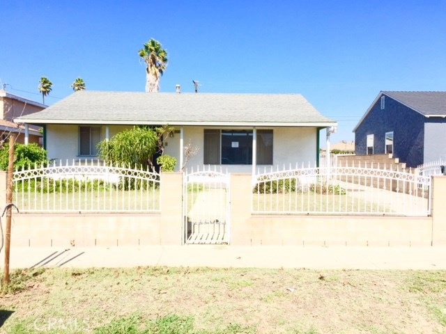 2323 W 152nd St, Compton, CA 90220 - photo 1