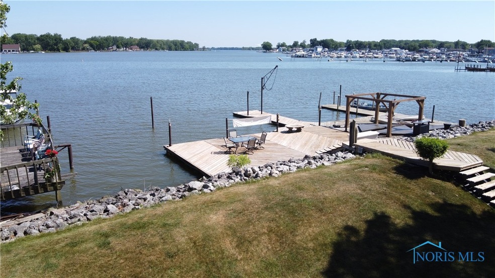 3073 137th St, Toledo, OH 43611 - photo 1