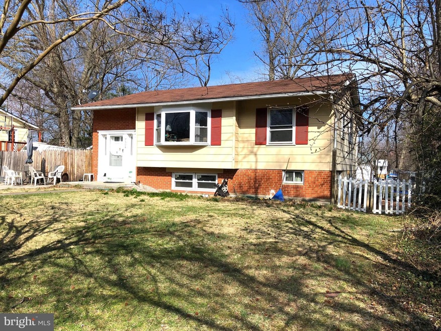 7504 Devries Dr, Lorton, VA 22079 - photo 1