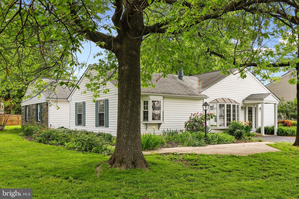 19608 Gott St, Poolesville, MD 20837 - photo 1