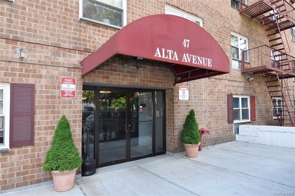 47 Alta Ave unit 5D, Yonkers, NY 10705 - photo 1