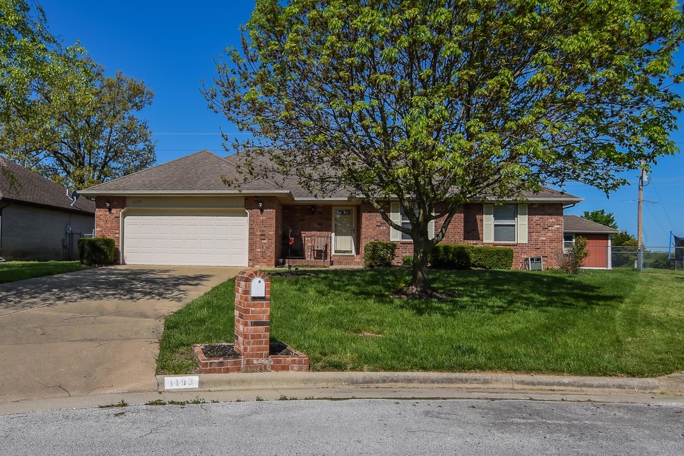 1103 Mahogany Rd, Nixa, MO 65714 - photo 1