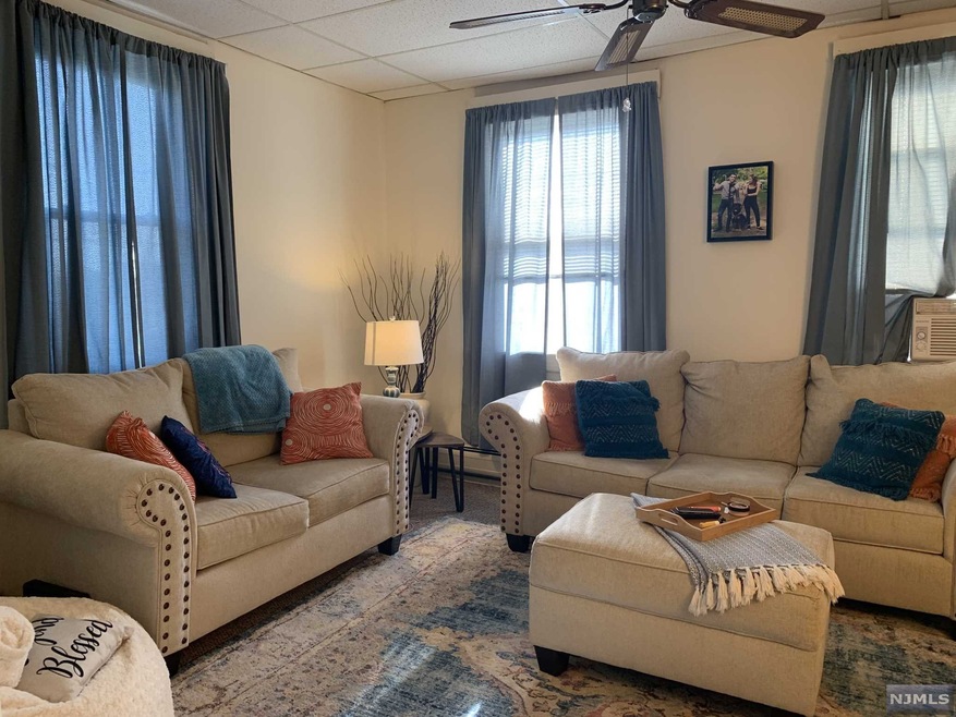 49 Summit Ave unit 2, Lyndhurst, NJ 07071 - photo 1